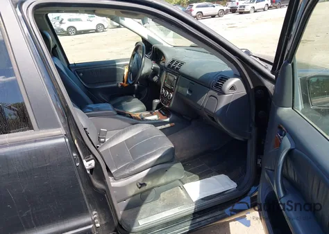 2002 Mercedes-Benz Ml 320 z USA, uszkodzony, nr VIN 4JGAB54E62A341297